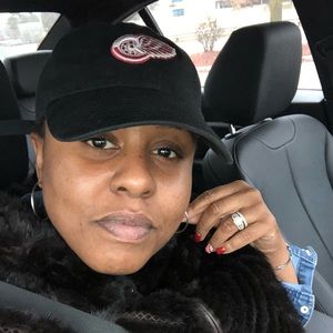 Meet your Posher, Nina-Simone